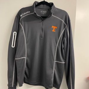Columbia TN half zip